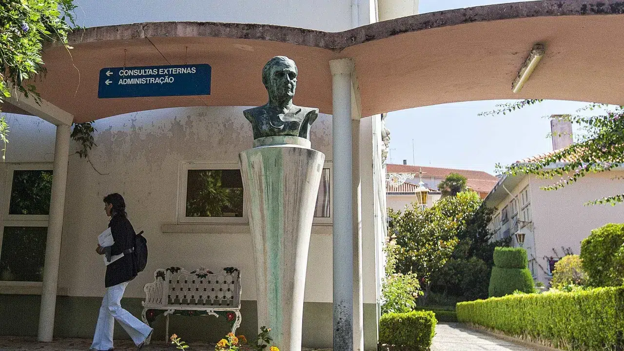 Doctors from Bissaya Barreto hand in disclaimers of responsibility