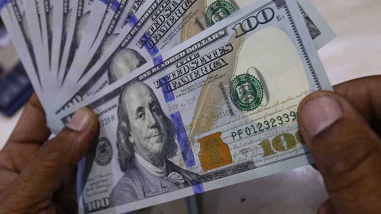 Ease pressure? Central bank of Angola makes $162.7 million available