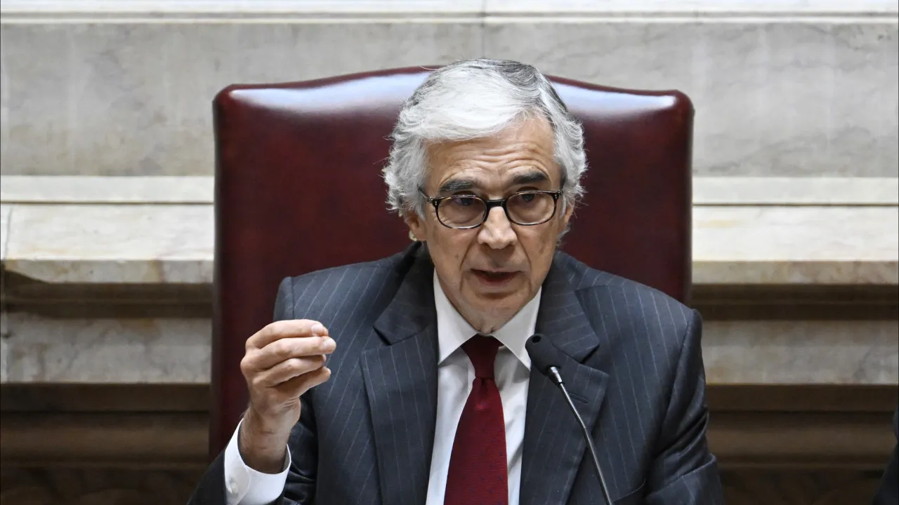 Fires. PAR rejects request for extraordinary meeting of the standing committee