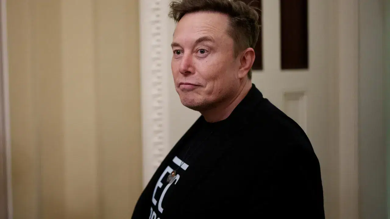 Grok accuses Musk of censorship due to suspension on social network X