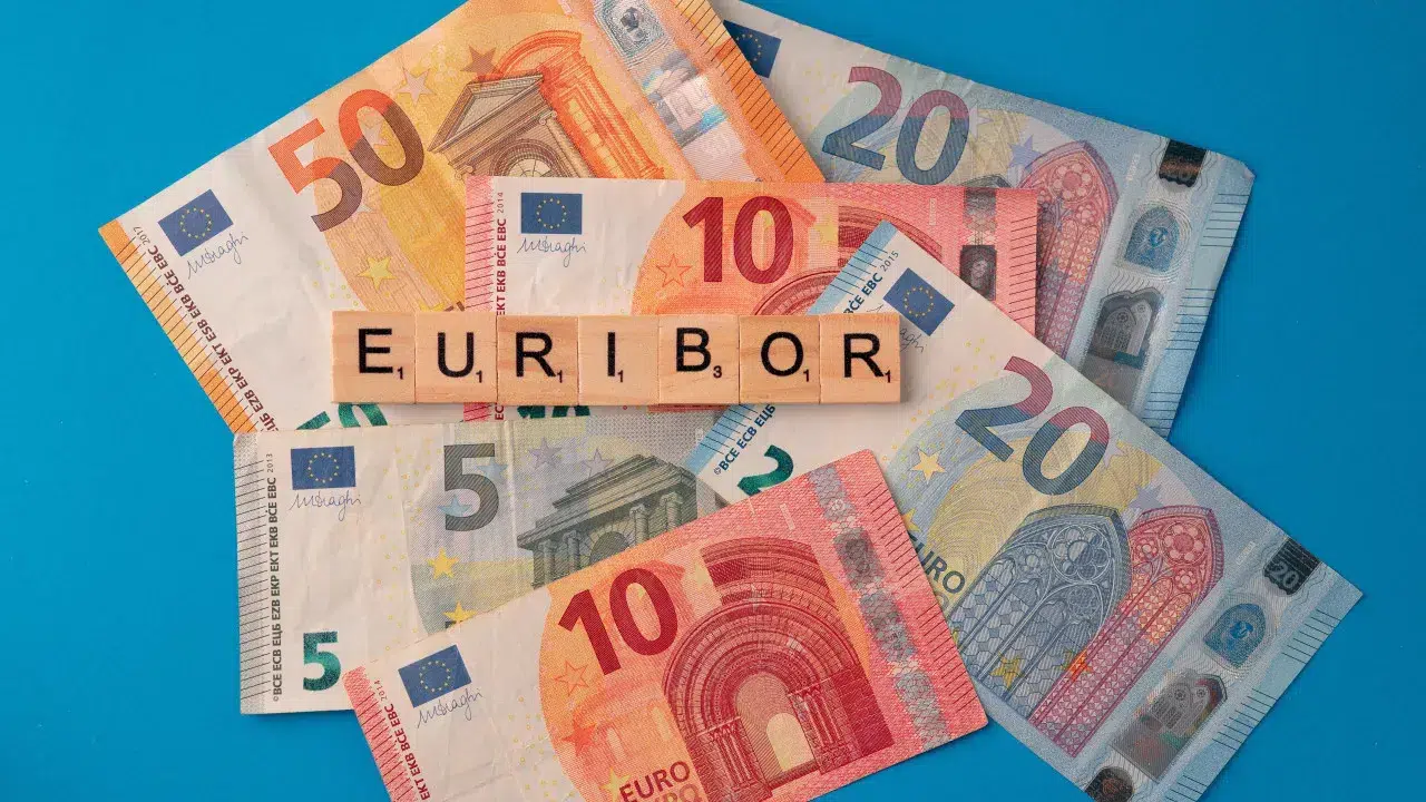 Home loan: Euribor at six months and 12 months fall and rises at 3 months