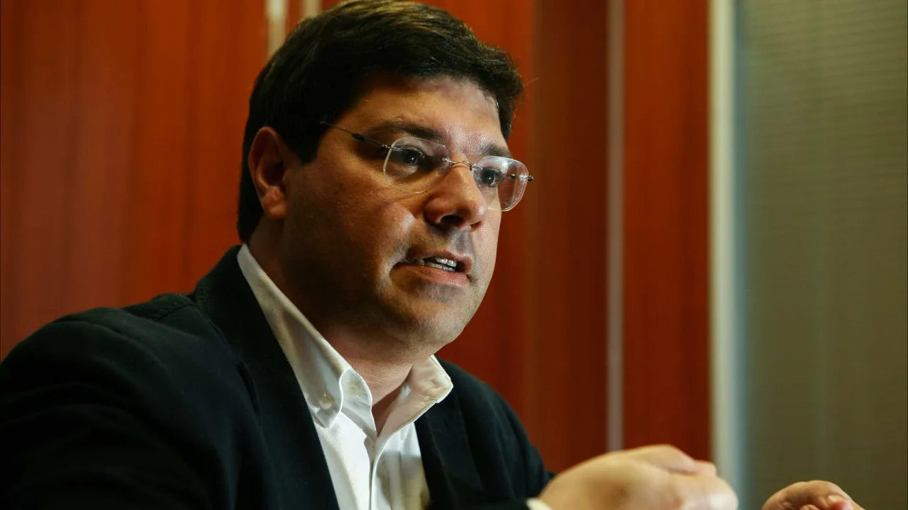 If Montenegro is available to go to AR, "it will not be PS that votes against"