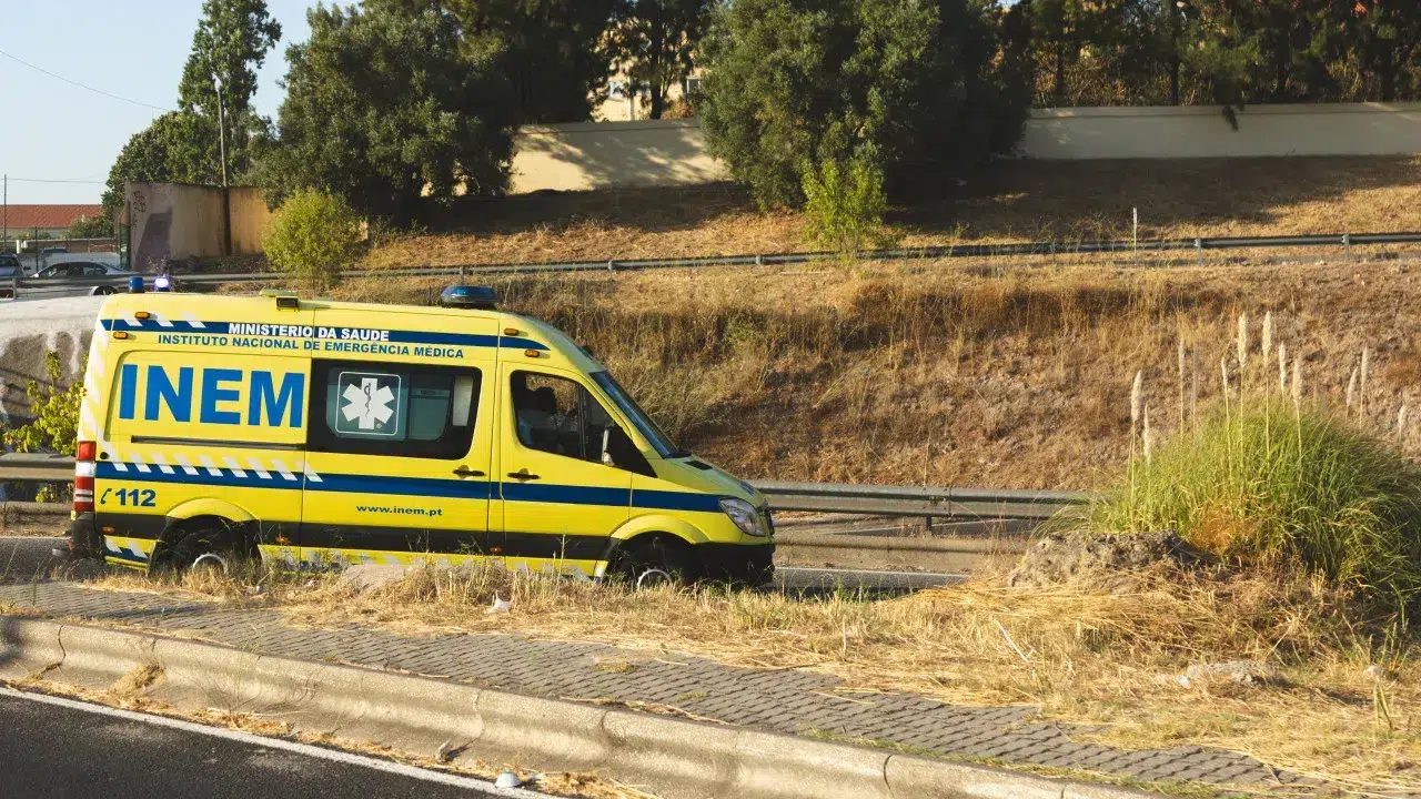 Jaguar crash (and fire) kills 5 people in Algarve. What is known