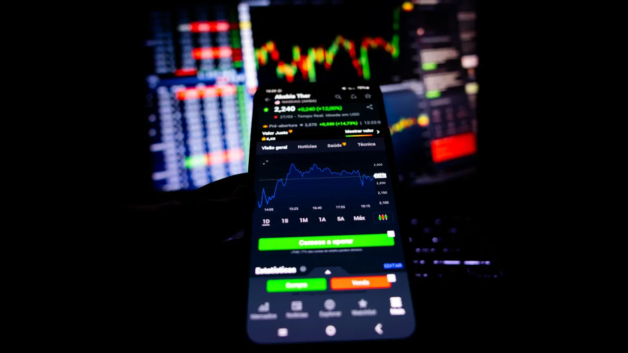 Lisbon Stock Exchange closes down in a mostly positive Europe