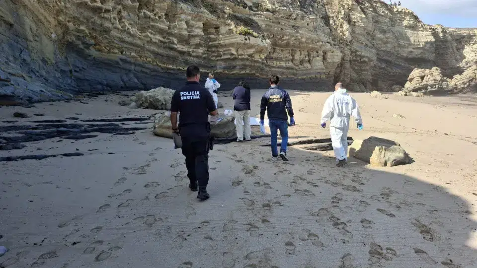 Man found dead on beach in Peniche