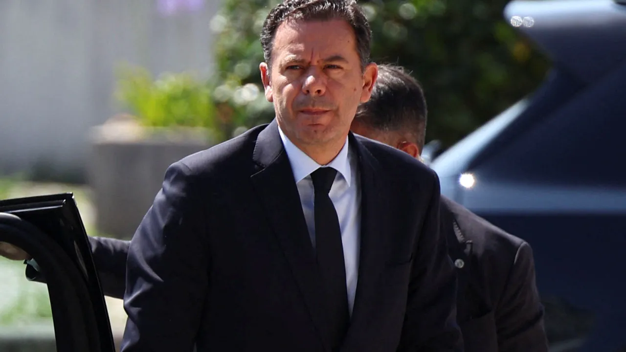 Montenegro expresses "deep sadness" over the death of the firefighter from Covilhã.