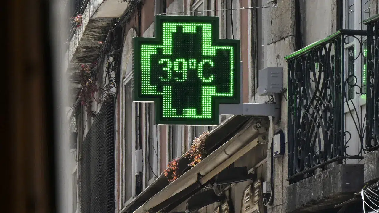 More than 100 municipalities in the interior North and Center and Algarve at maximum risk
