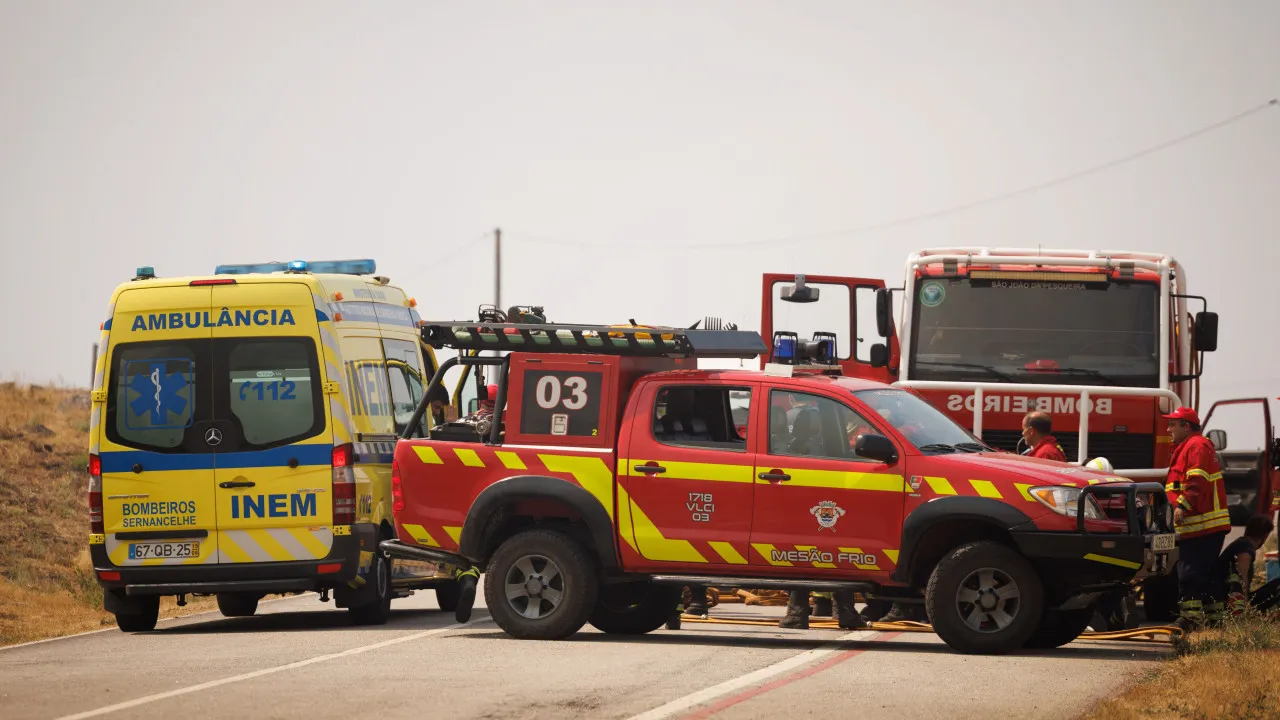 Over 110 firefighters injured in the fires of the past three weeks