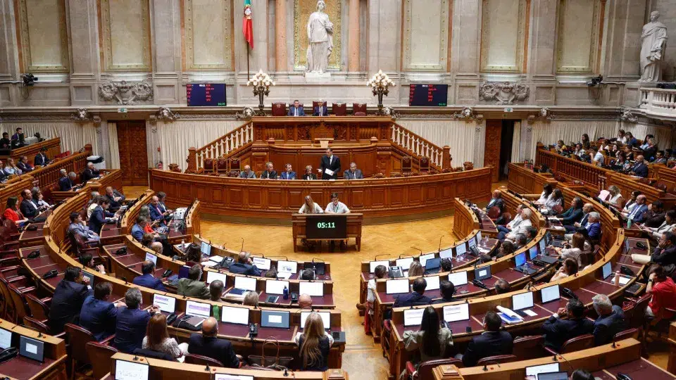 PSD accuses Ventura of "sad figure" and Carneiro of demagoguery