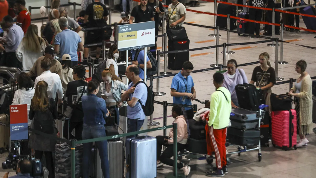 SIMA and Menzies reach an agreement and cancel planned strikes at the airports