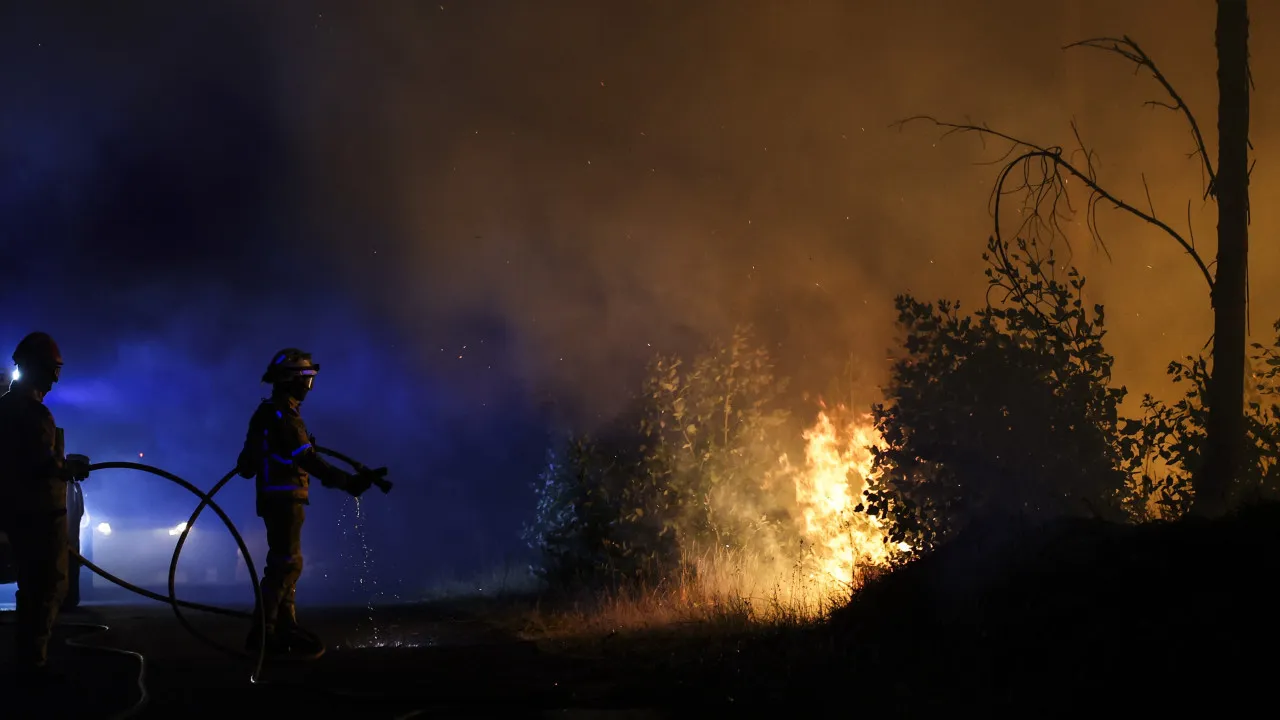 Specialist warns that fires, dust, and heat cause poor air quality