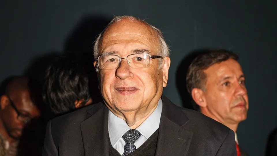 The Brazilian writer and playwright Luis Fernando Verissimo has died.
