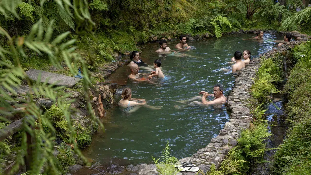 Thermal spaces of the Azores sought by 150,000 people in 2024