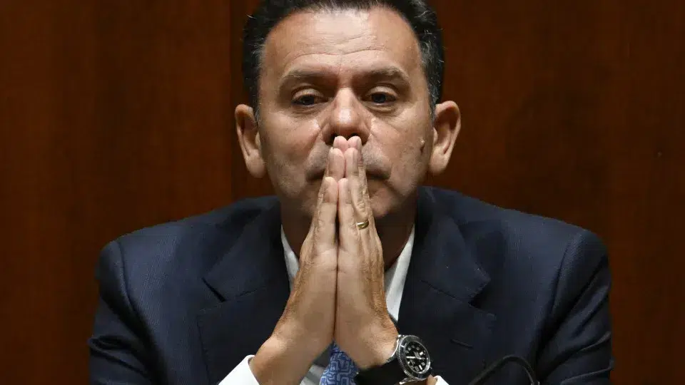TO THE MINUTE: Fires: "Government, I and the minister have always been on the ground"