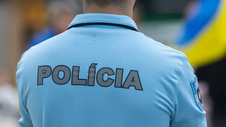 "Trivial reasons." Man detained after shooting another in the Monte Abraão Fair