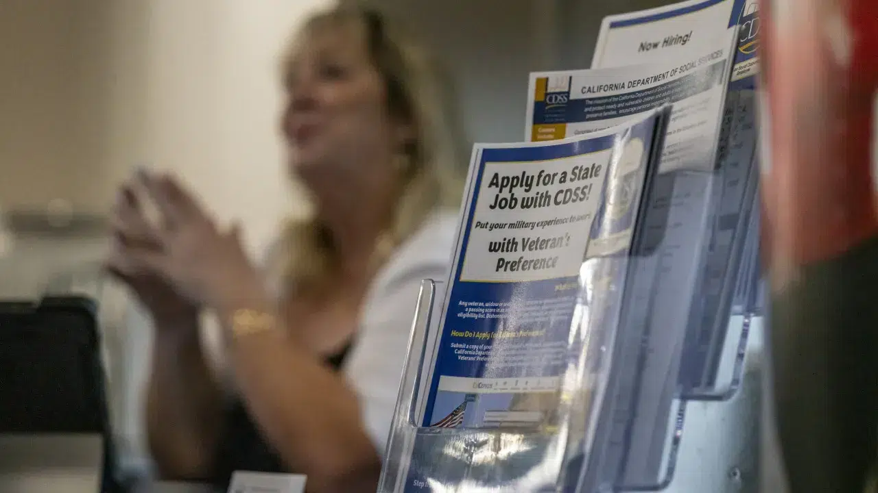 Unemployment rate in the US rises to 4.2% in July