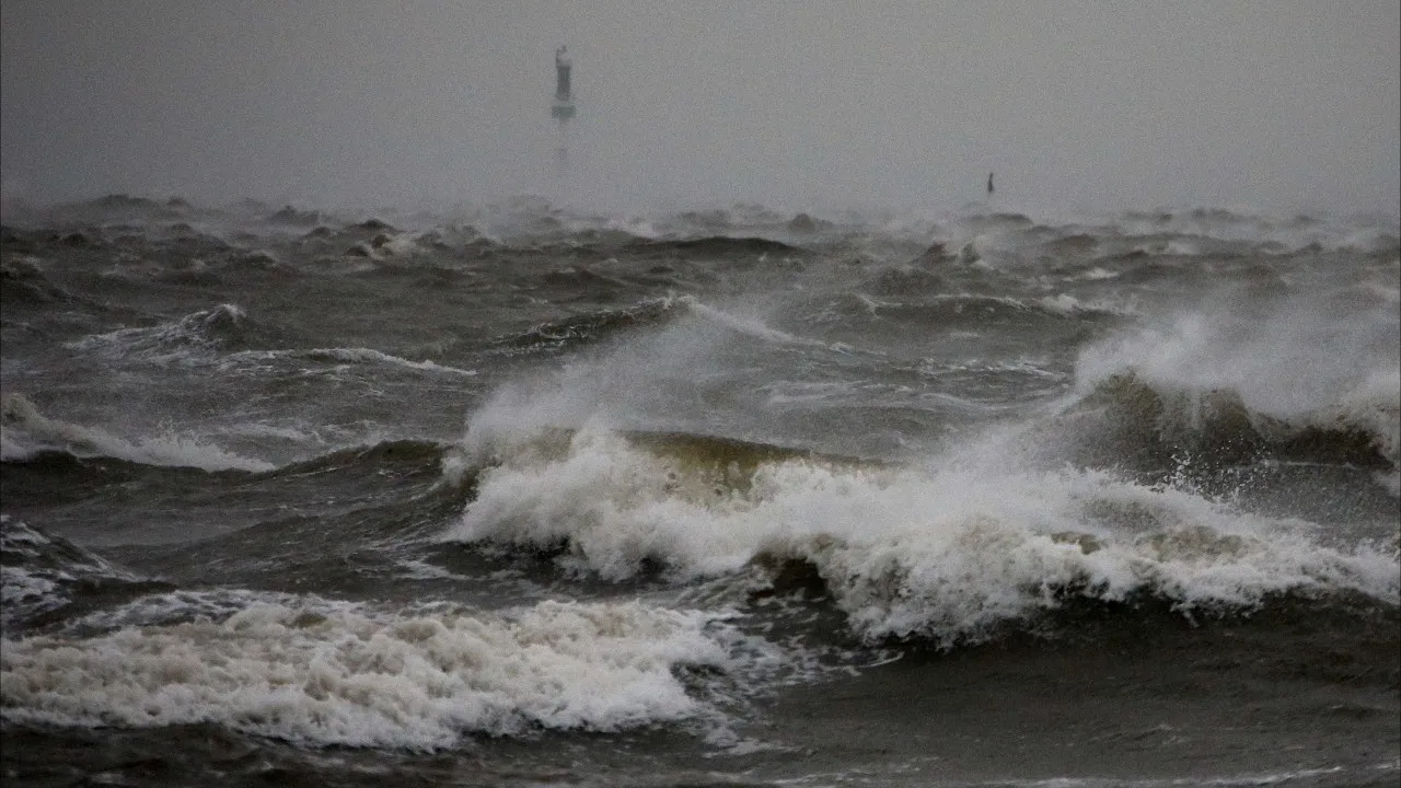 Water circulation in the oceans may be changing, expert warns