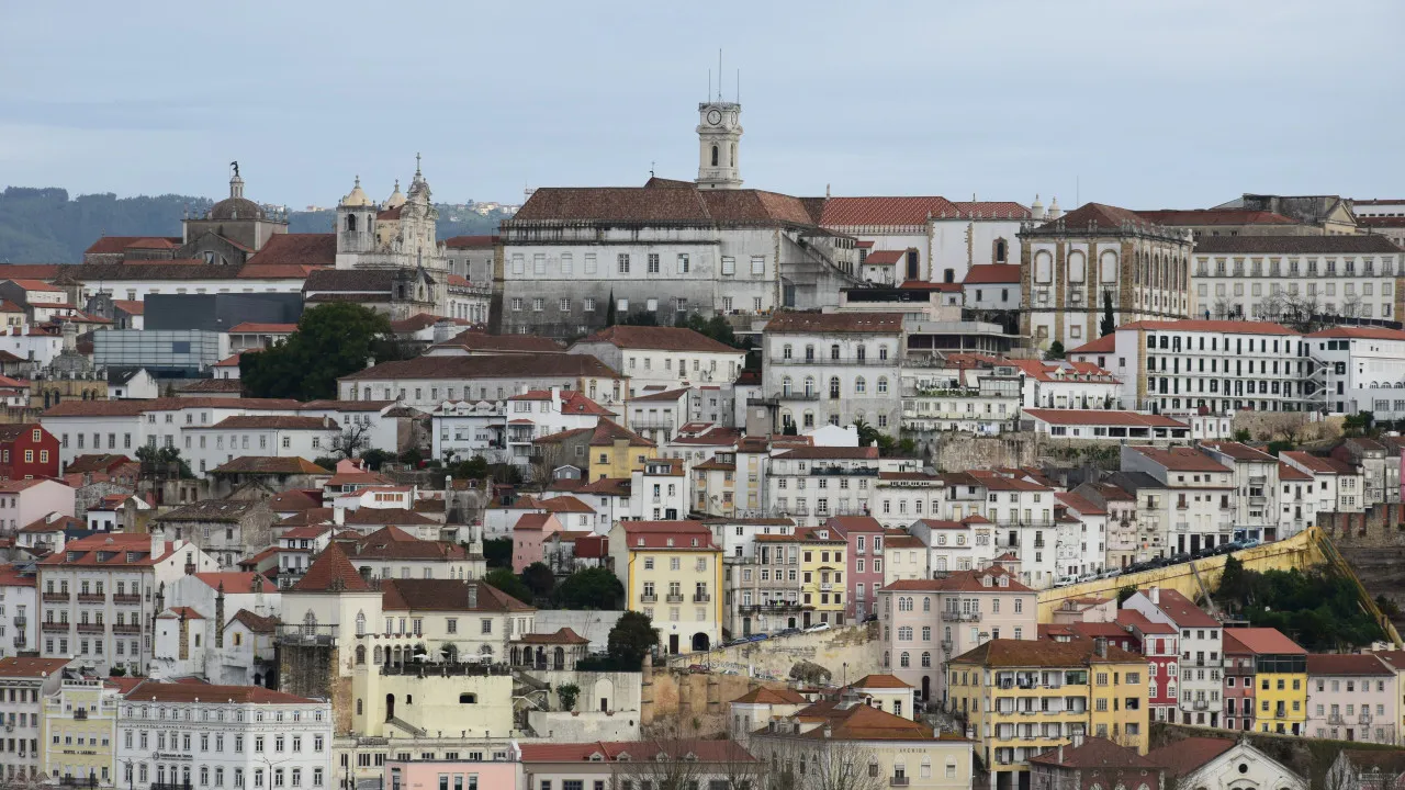 Woman found dead in downtown Coimbra. PJ investigates