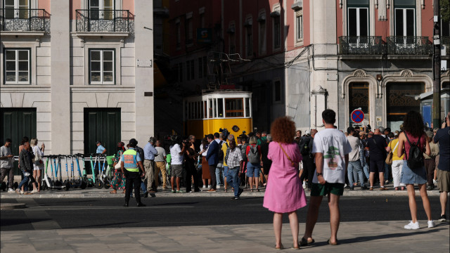 Elevador da Glória: O que se sabe do descarrilamento que fez 16 mortos?