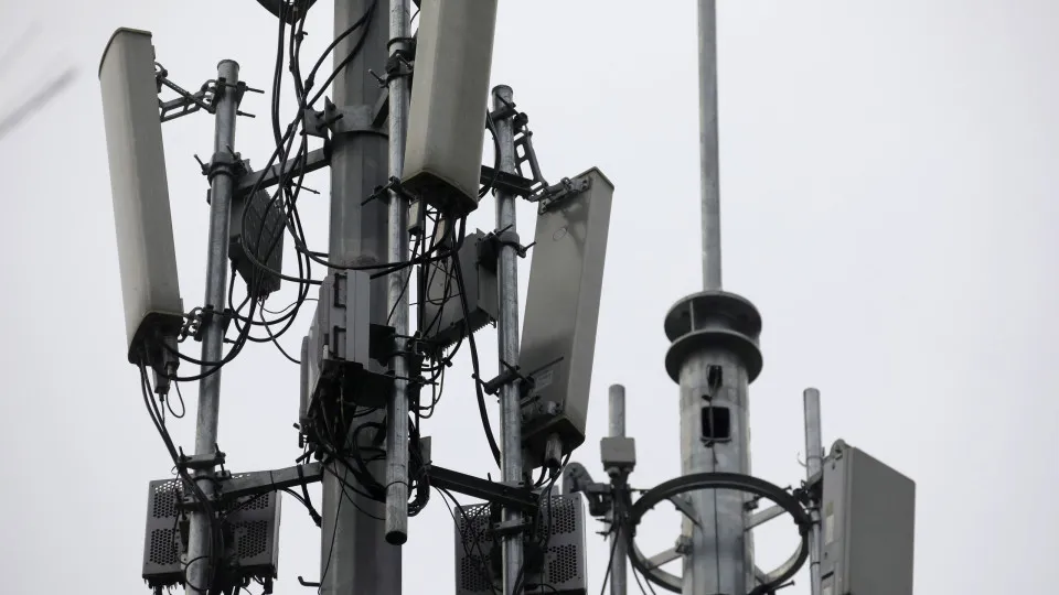 Deco wins legal action against telecommunications operators