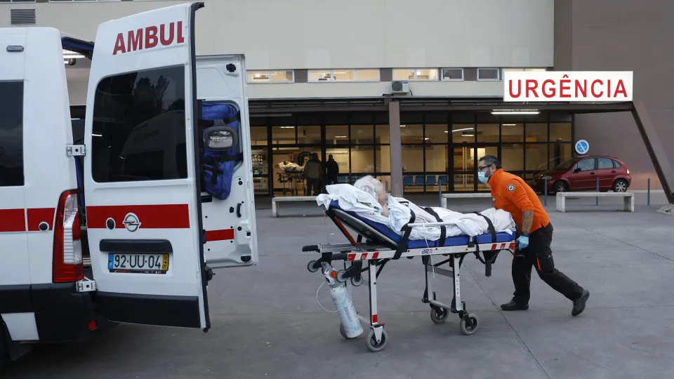 Doctors call for the reconstruction of the SNS to prevent Portugal from "losing it for good"
