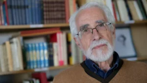 João Barrento wins the Jacinto do Prado Coelho Essay Prize. It's the 2nd time