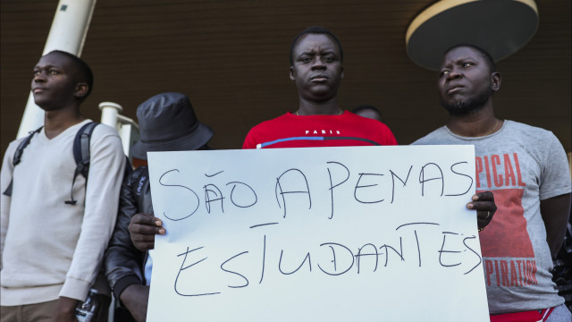 PSP speaks of 34 detained Guinean youths. Association claims there are 41