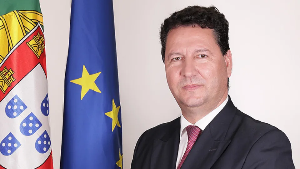 Secretary of State for Agriculture investigated on suspicion of corruption