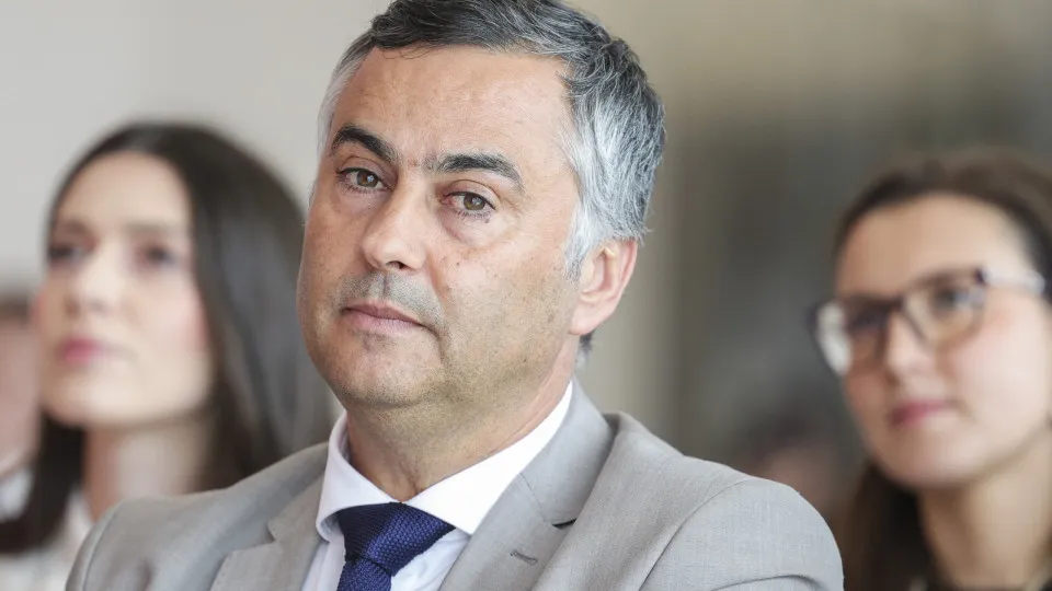 Teachers in protests lose the "aura" of the profession