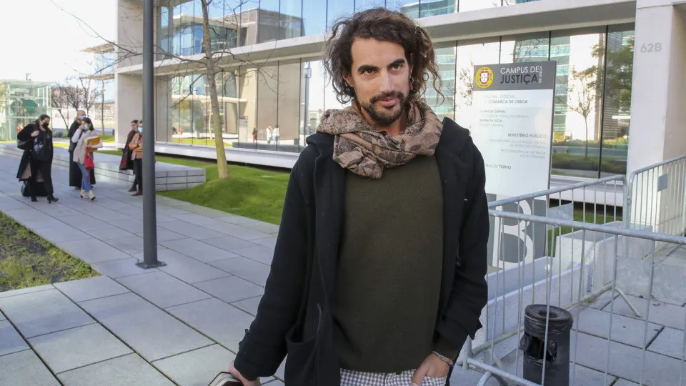 Activist who in 2019 interrupted António Costa sentenced to pay €300