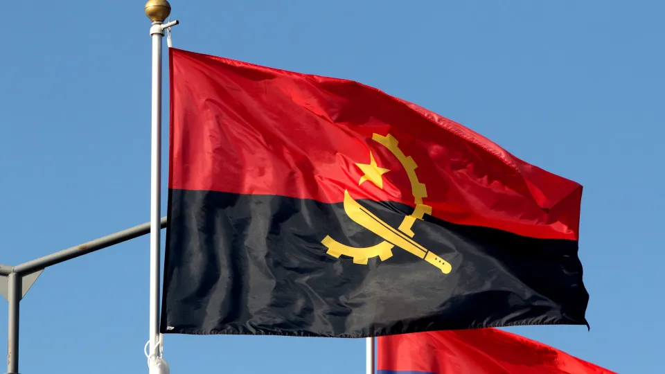 Africa and Angola must identify economically sustainable projects
