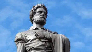 Ana Paula Tavares says that Camões is not read and is little known in Angola.