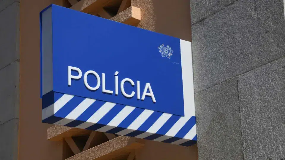 Auction of lost and found items by the PSP of Braga yielded about 4,900 euros