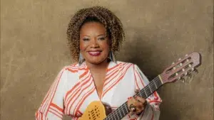 Brazilian artist (and minister) Margareth Menezes gives a concert in Portugal