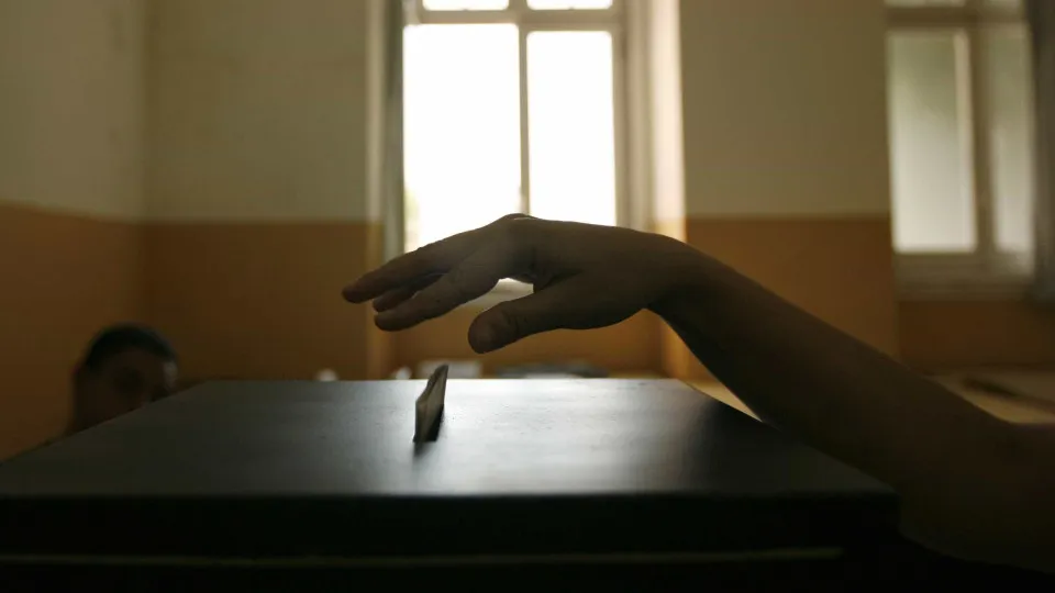 CNE alerts to "anti-competitive matrix" in the Presidential debates