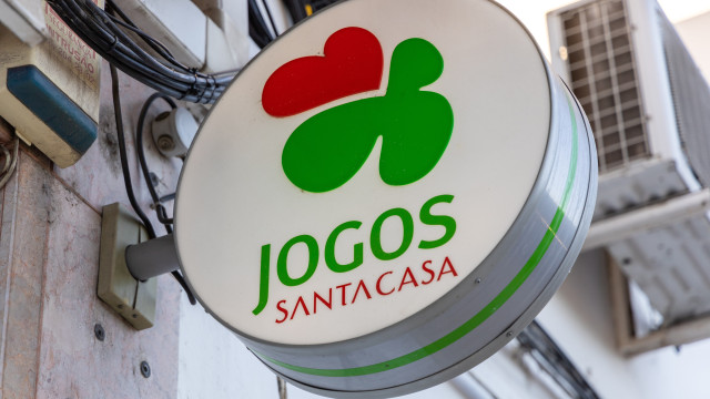 Euromilhões, raspadinha ou lotaria: Quanto paga de imposto se ganhar?