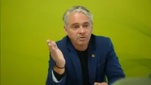 JPP accuses Government of "deceiving" Madeira regarding mobility issues.