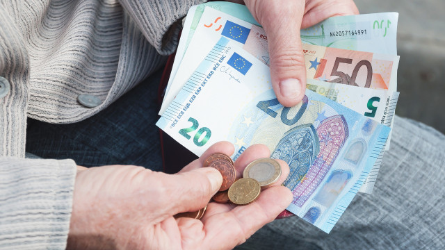 Complemento Solidário para Idosos aumenta 40€ em 2026. Quem tem direito?