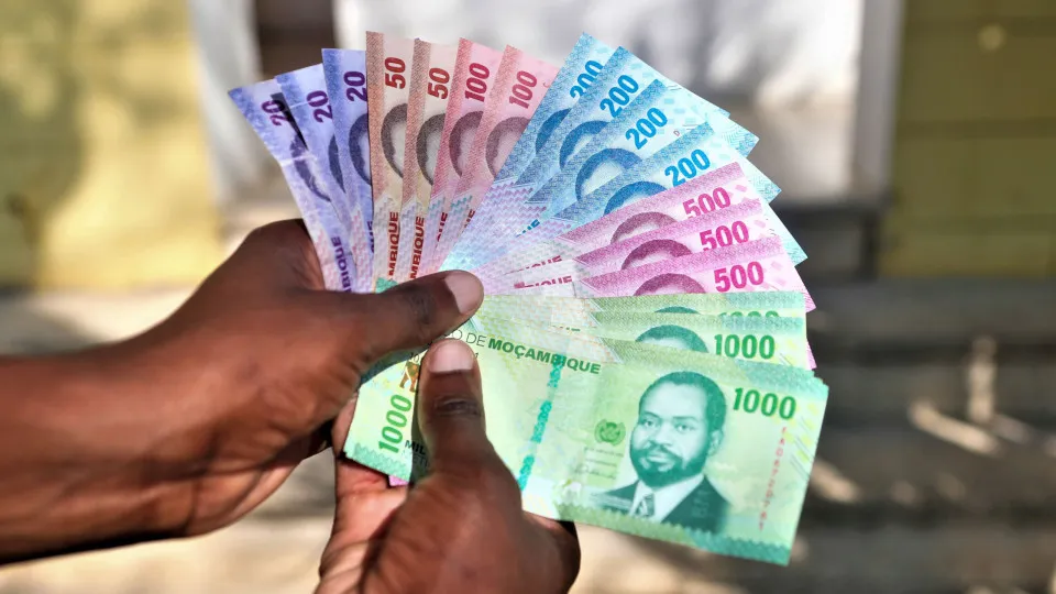 Mozambique plans to reduce the public accounts deficit to 1,525 million