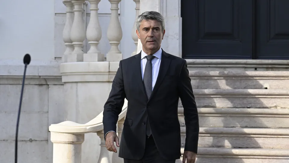 Nationality? Montenegro tried to "hide from the alliance" with Chega