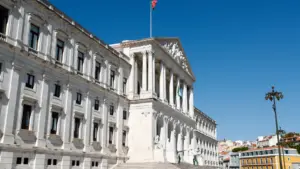 New nationality law proposal begins to be discussed in the Parliament