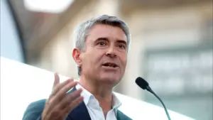 OE? "There is a lack of credibility regarding the budgetary balance," says PS.