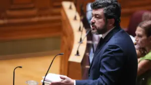 PS makes a new approach to PSD/CDS in the review of the nationality law