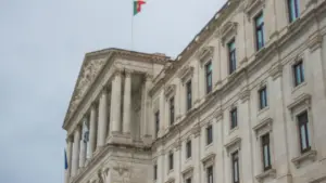 PSD and PS have consensus to aggravate crimes for property occupation