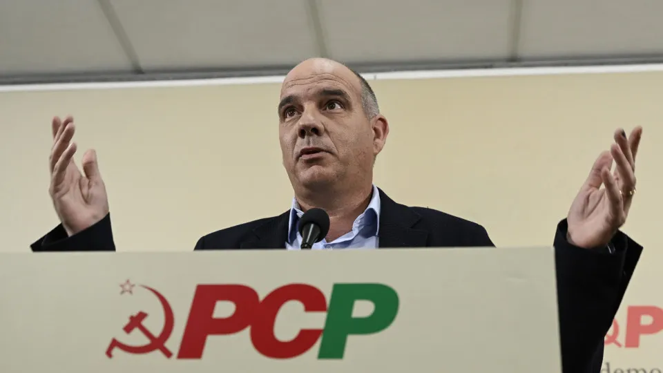 Raimundo challenges Montenegro to reveal “negative things” about the OE2026.