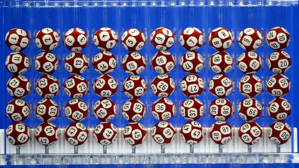 Second prizes in Euromillions 'fly' abroad. Here, there are only fourths
