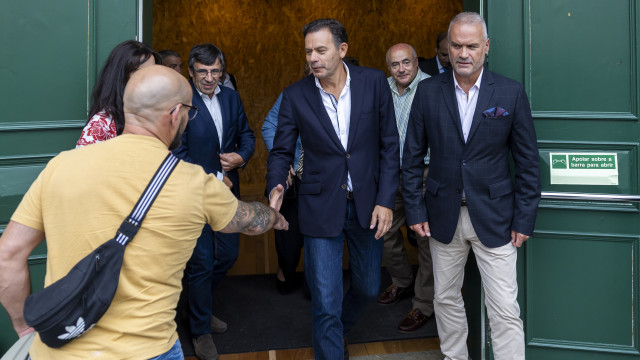 Montenegro promete novo aumento do CSI no OE2026 (e não só)