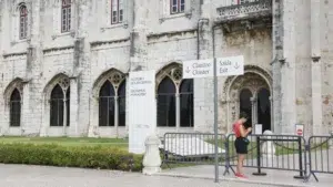 Strike shuts down several museums and monuments across the country