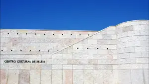 Teatro O Bando celebrates 50 years with an exhibition, conference, and a premiere