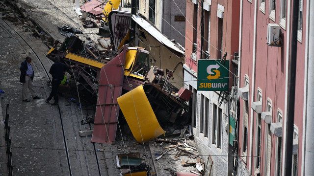The cable did not comply with specifications and was not certified for transporting people.